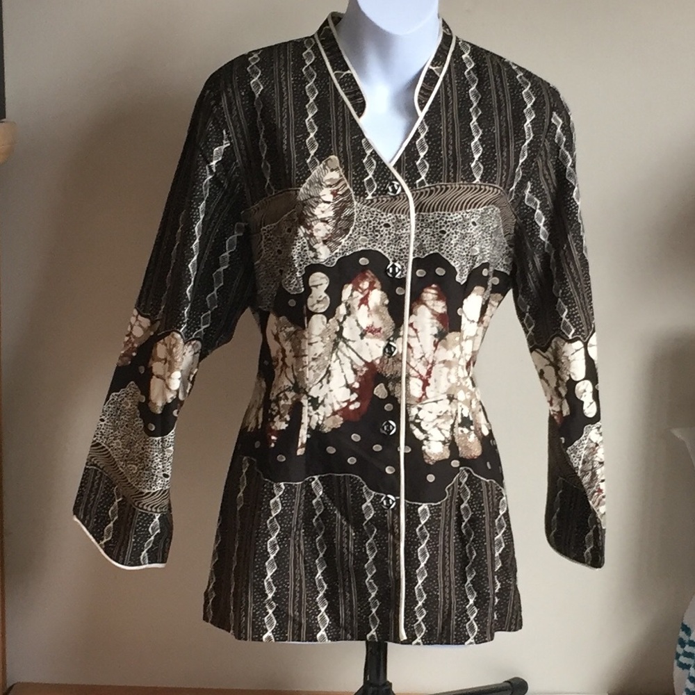 NWT Batik Semar Woman Tunic Long Sleeve Sz LLL
